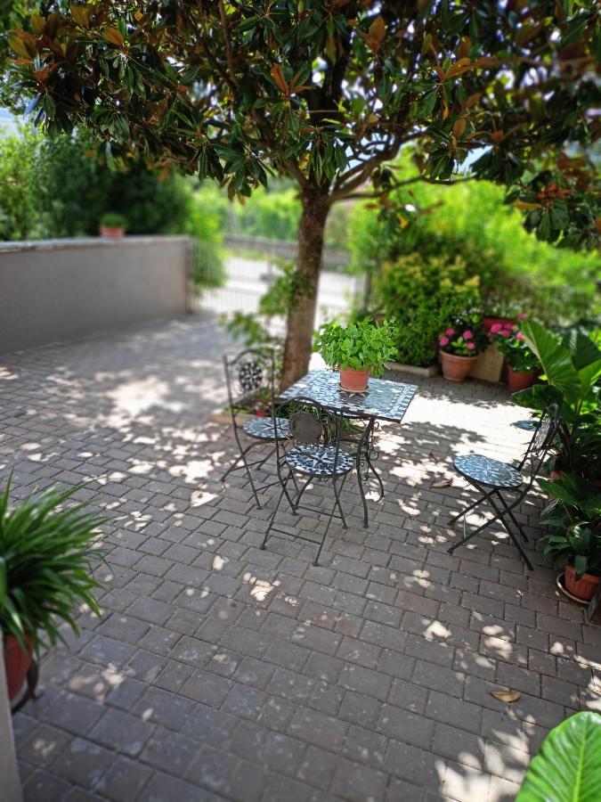 Marco - Camere Con Bagno Privato Vicino Al Centro Foligno Dış mekan fotoğraf