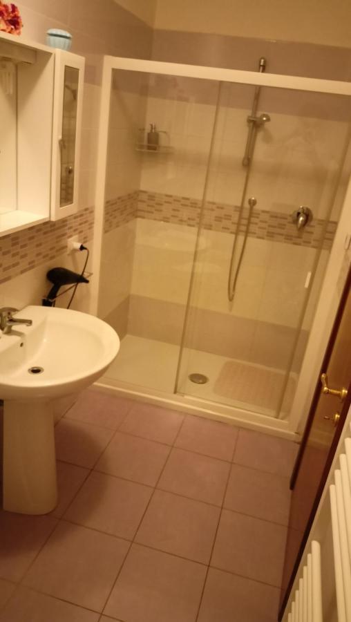 Marco - Camere Con Bagno Privato Vicino Al Centro Foligno Dış mekan fotoğraf