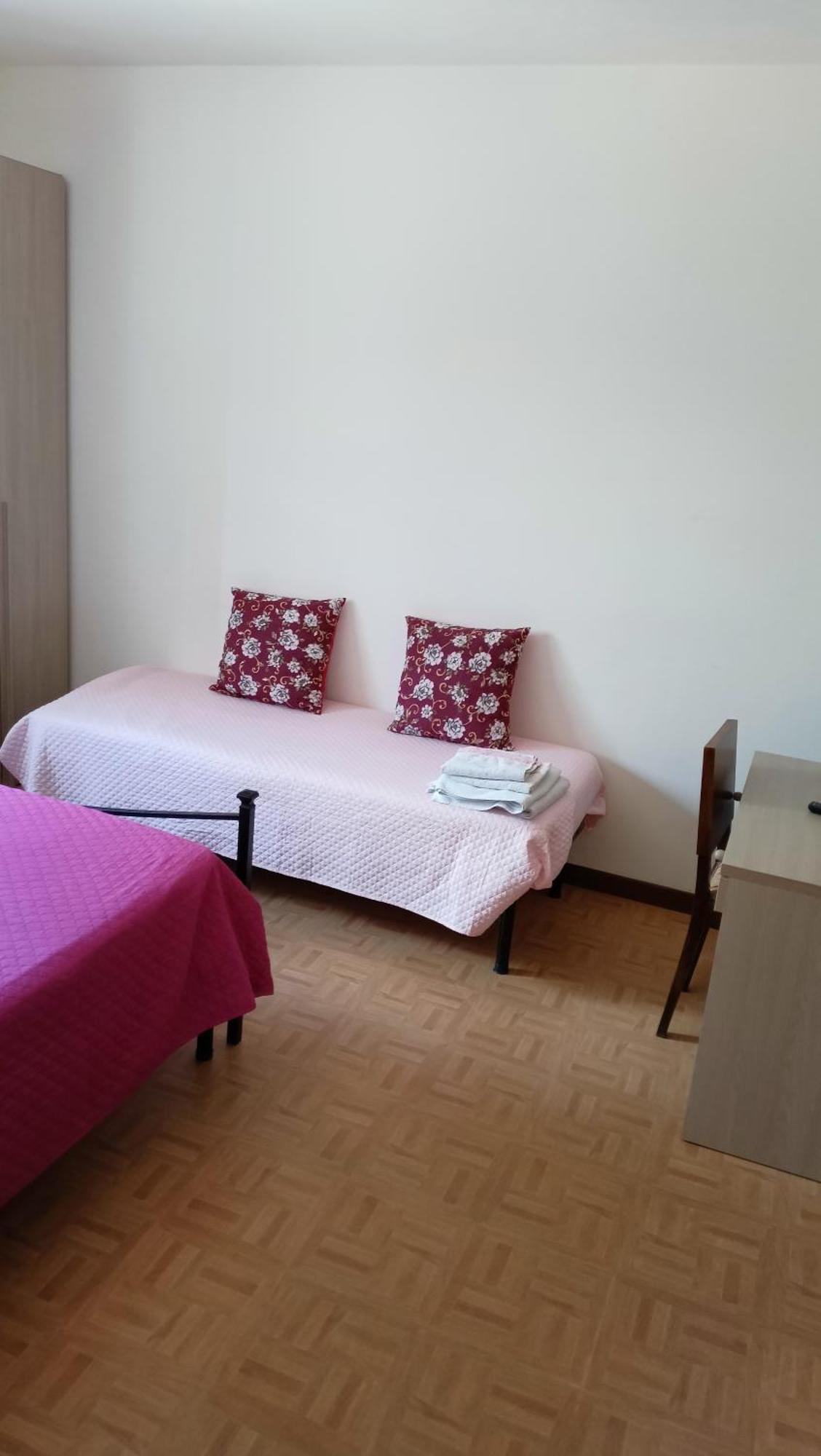 Marco - Camere Con Bagno Privato Vicino Al Centro Foligno Dış mekan fotoğraf